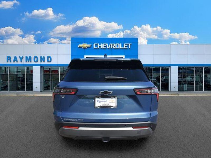 New 2026 Chevrolet Equinox LTImage 5