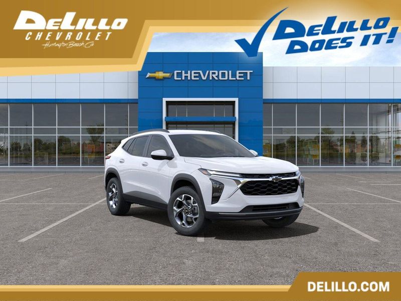 2025 Chevrolet Trax LTImage 1