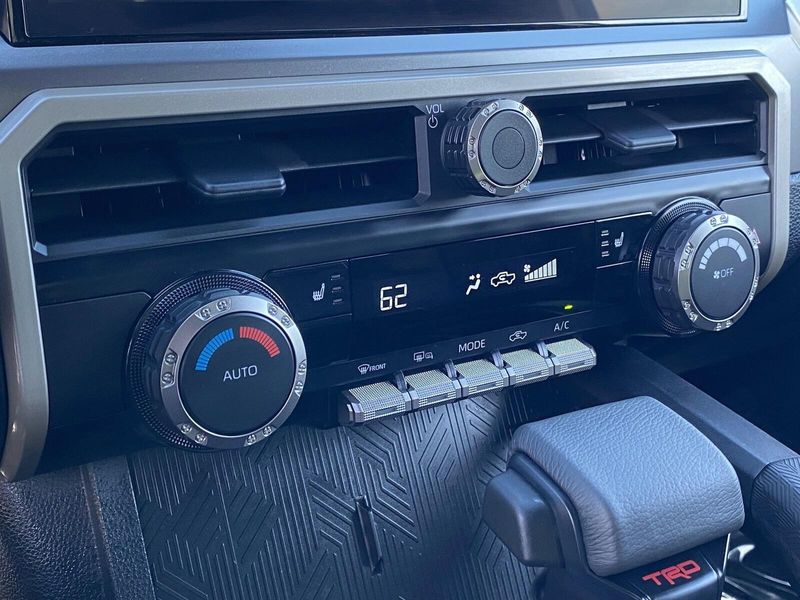 2024 Toyota Tacoma TRD SportImage 22