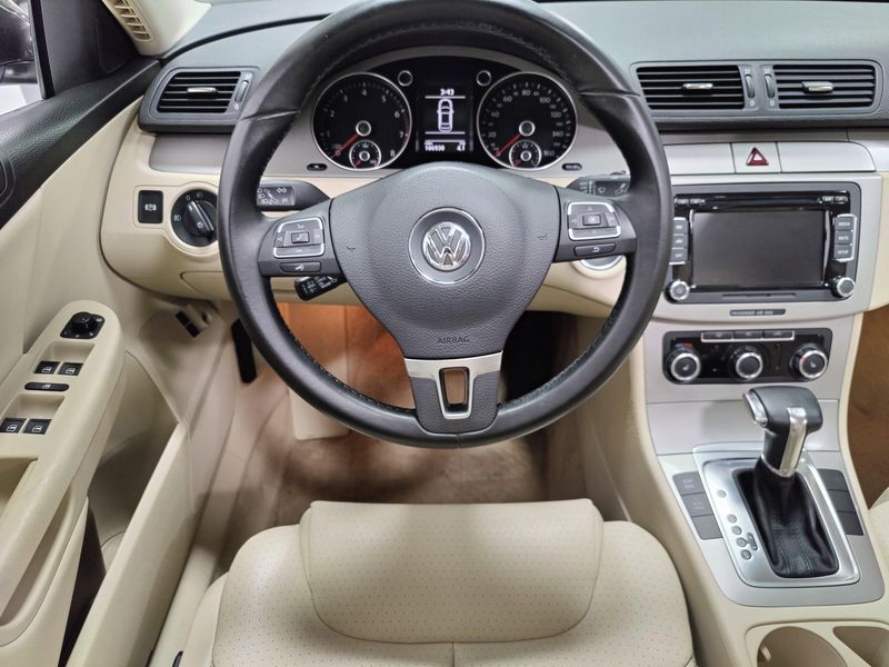 2010 Volkswagen Passat Sedan Komfort w/SunroofImage 14