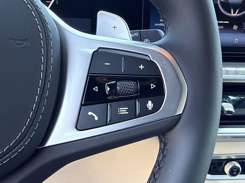 New 2027 BMW X7 xDrive40iImage 23