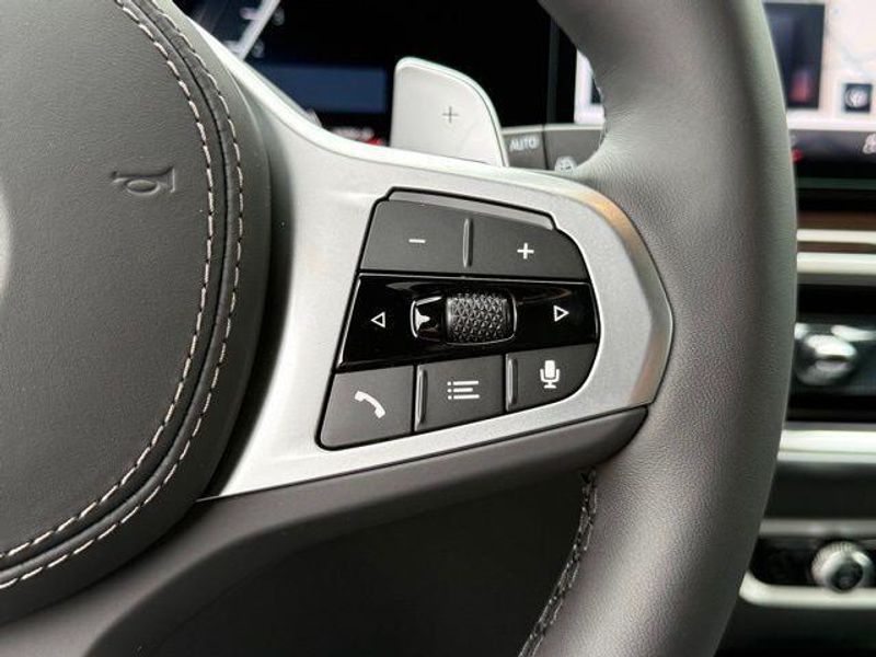 New 2026 BMW X7 xDrive40iImage 23