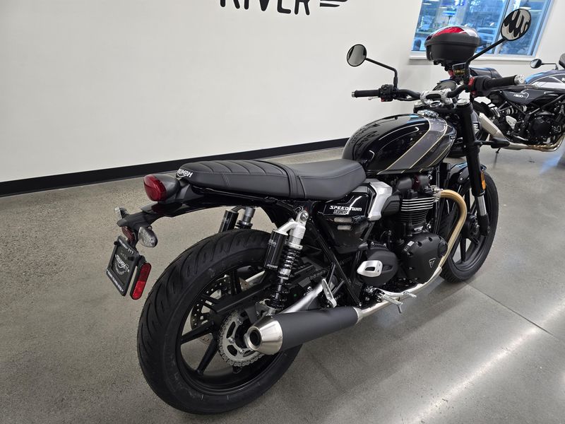 2025 Triumph SPEED TWIN 900 