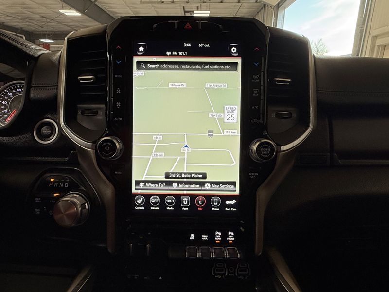 Used 2019 RAM 2500 LaramieImage 32