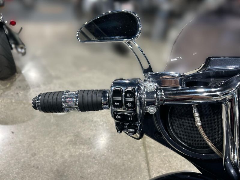 Used 2019 Harley-Davidson CVO STREET GLIDE Image 20