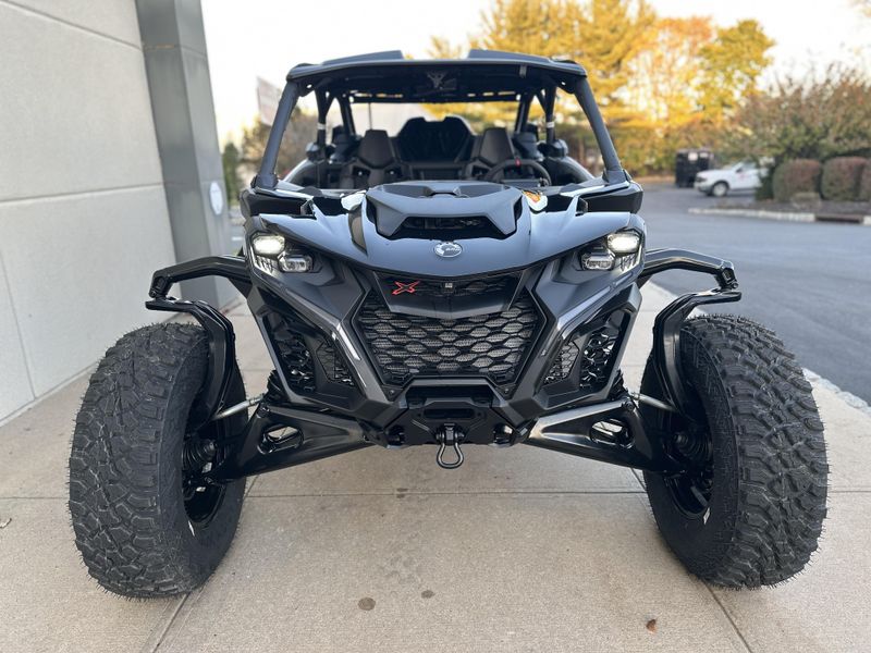 2025 Can-Am MAVERICK R MAX XRS SMART SHOXImage 4