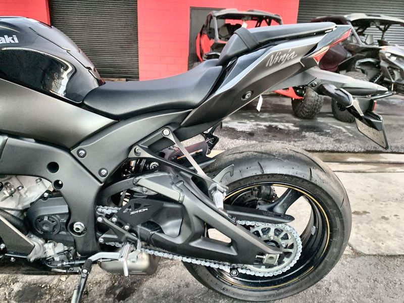 Used 2023 Kawasaki Ninja ZX-10R KRT Edition Image 10