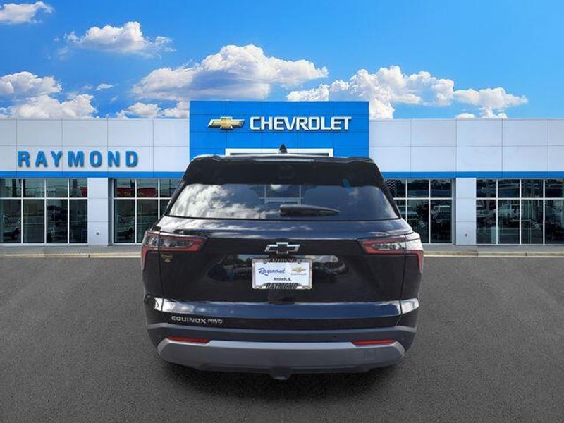 New 2026 Chevrolet Equinox LTImage 5