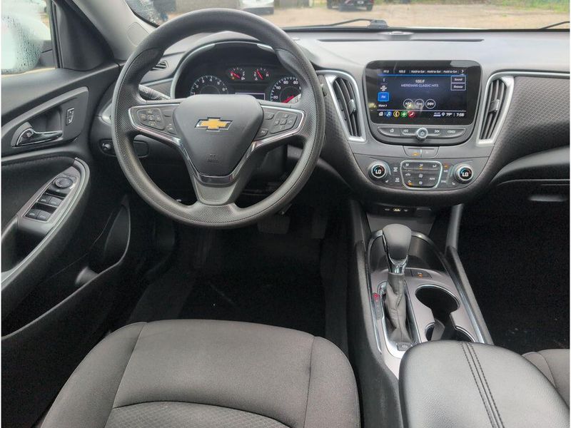 Used 2024 Chevrolet Malibu LTImage 31