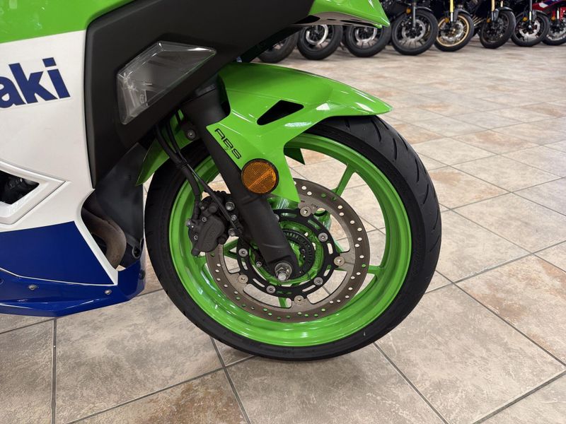 Used 2024 Kawasaki NINJA 500 KRT SE ABS Image 19
