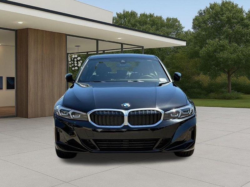Used 2024 BMW 3 Series 330iImage 4