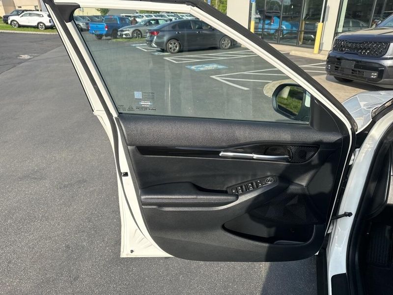 2022 Kia Seltos SImage 24