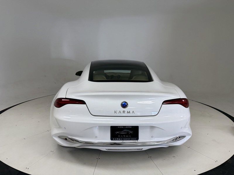 2021 Karma Revero GT Image 5