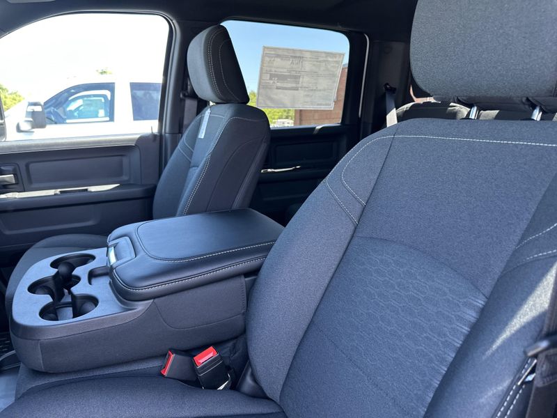 2025 RAM 4500 Tradesman Chassis Crew Cab 4x4 60