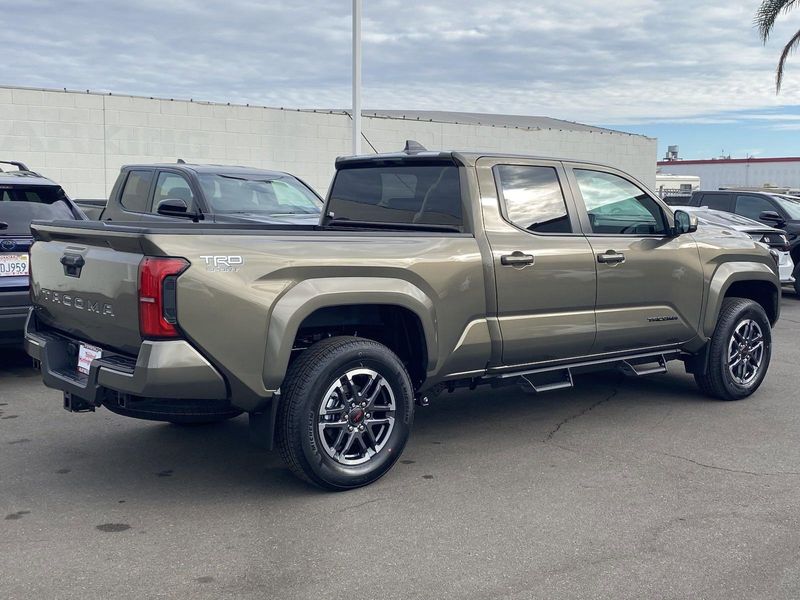 2024 Toyota Tacoma TRD SportImage 3