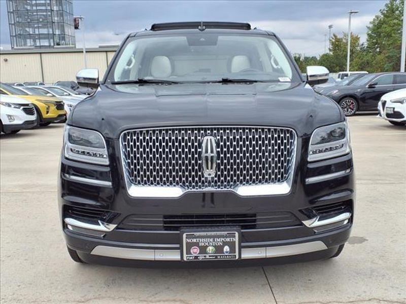 2021 Lincoln Navigator Black LabelImage 12