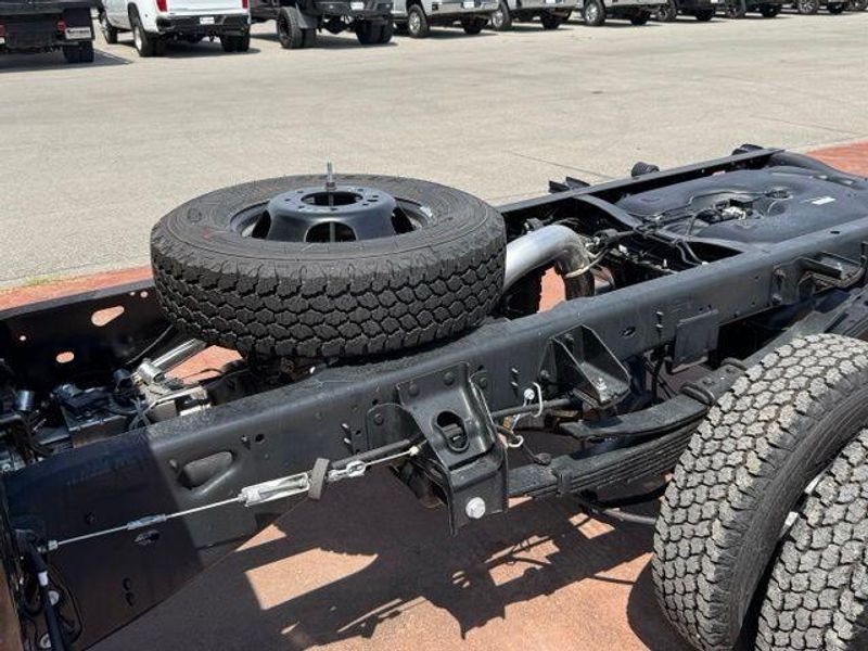 New 2027 RAM 3500 Chassis Cab Big HornImage 10