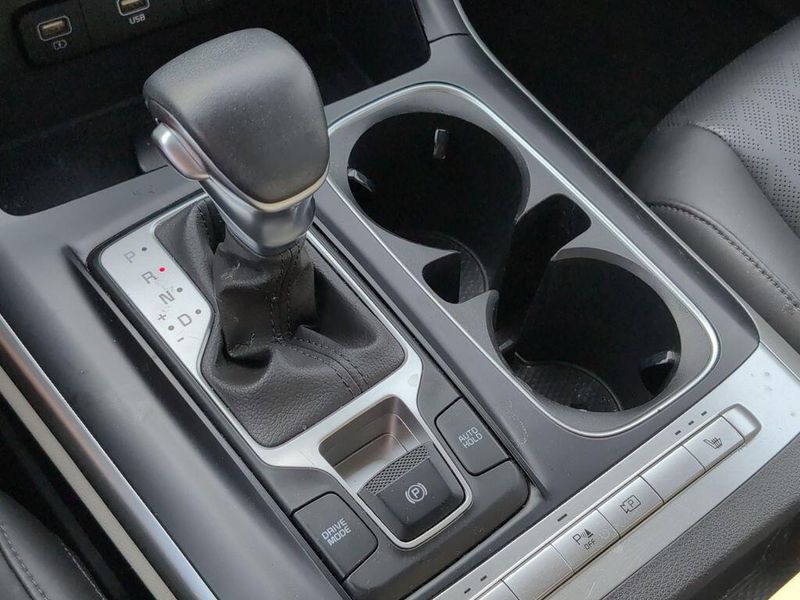 2024 Kia Carnival LXImage 19