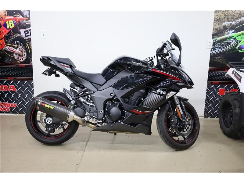 Used 2022 Kawasaki NINJA 1000SX Image 2