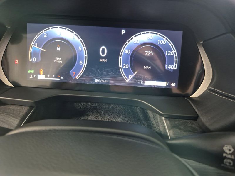 Used 2022 Jeep Grand Cherokee L LimitedImage 29