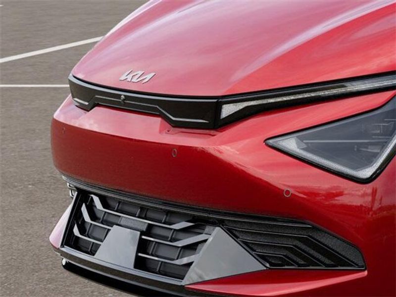 2025 Kia EV6 LightImage 12