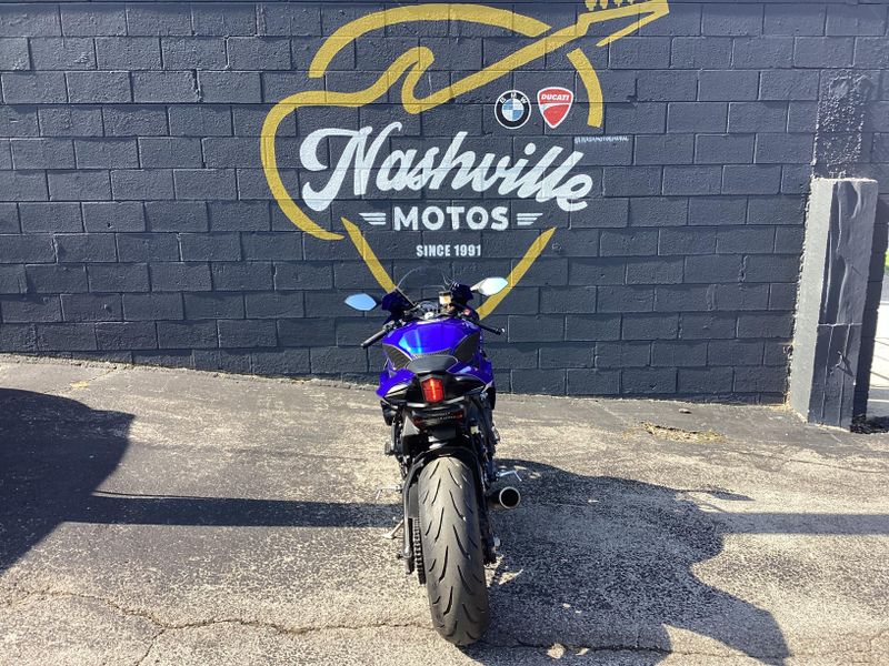 Used 2023 Yamaha YZF R1 