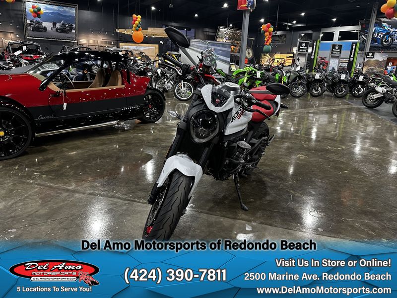 2024 Ducati MONSTER PLUS  in a ICE WHITE exterior color. Del Amo Motorsports of Redondo Beach (424) 304-1660 delamomotorsports.com 