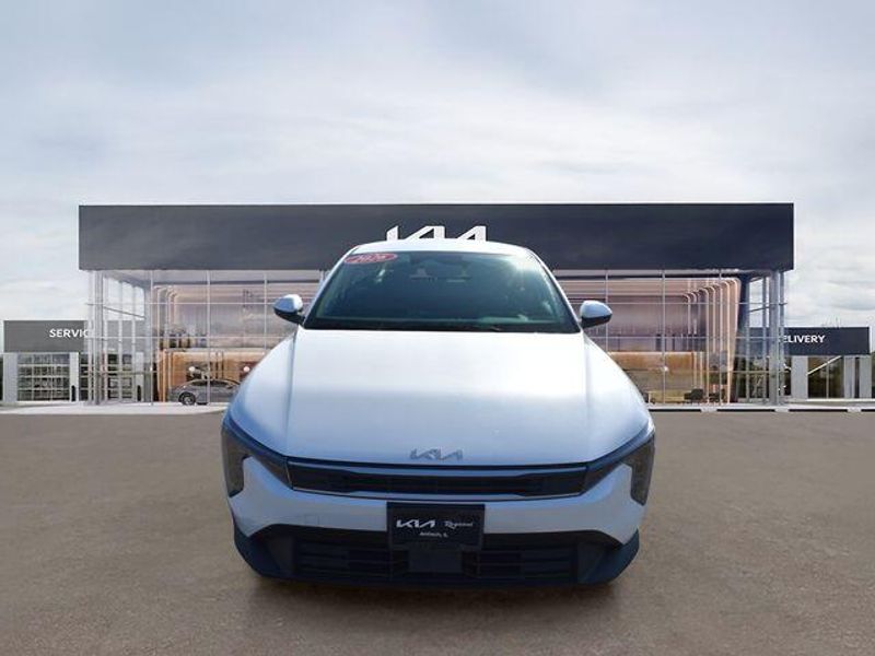 New 2026 Kia K4 LXSImage 9