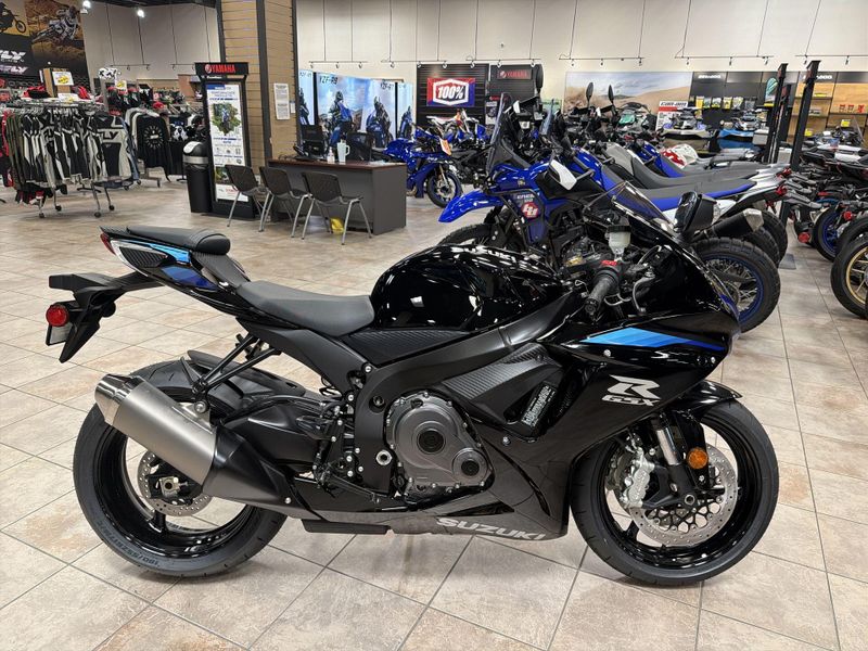 New 2027 Suzuki GSX-R600 Image 10