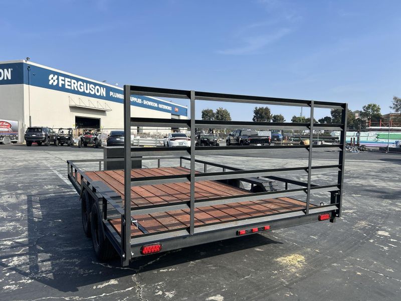 New 2025 Zieman F-814 WIDE BODY Image 15