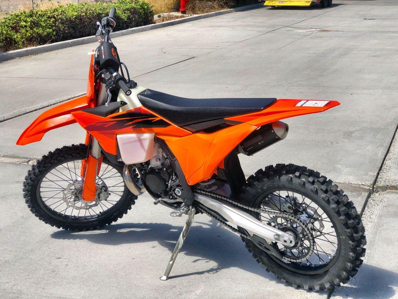 New 2027 KTM 250 XC Image 15