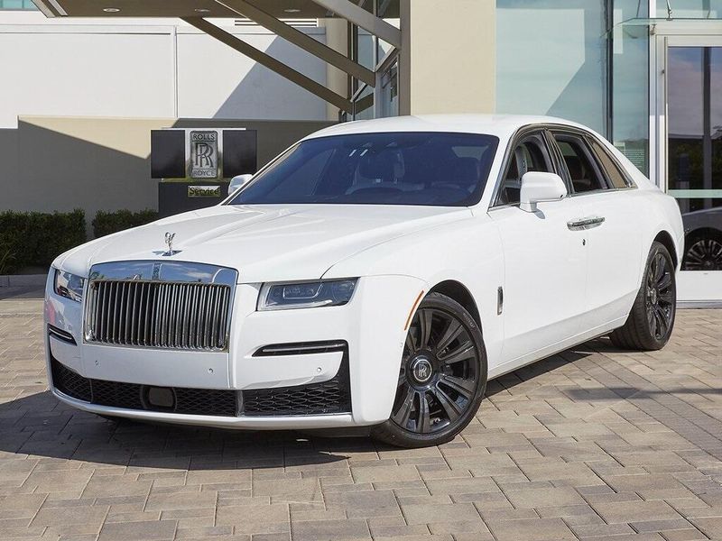 2022 Rolls-Royce Ghost Image 1