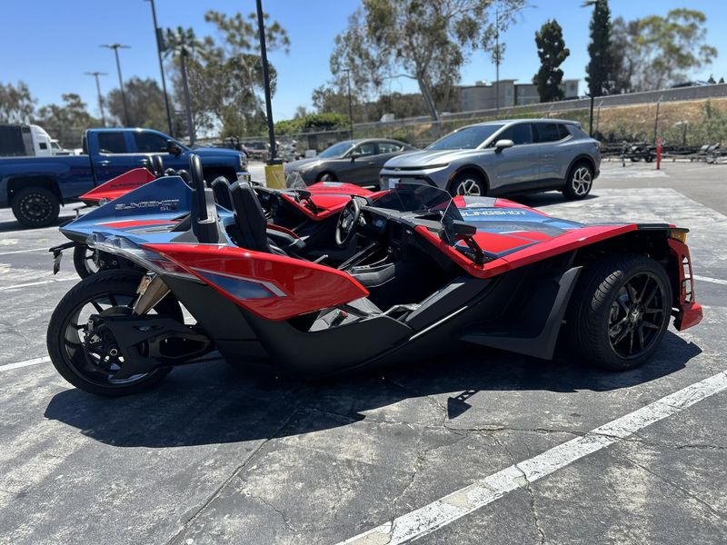 New 2025 Polaris SLINGSHOT SLR AUTODRIVE Image 5