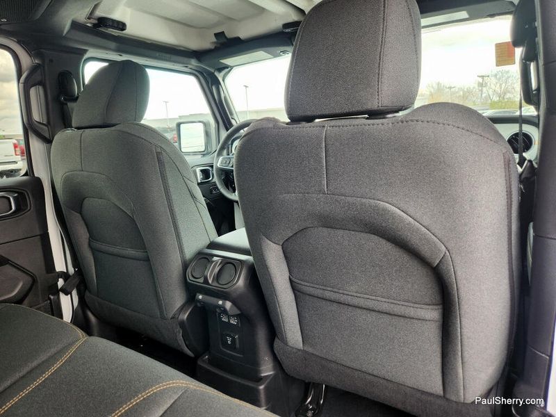 Used 2025 Jeep Wrangler 4xE Sahara