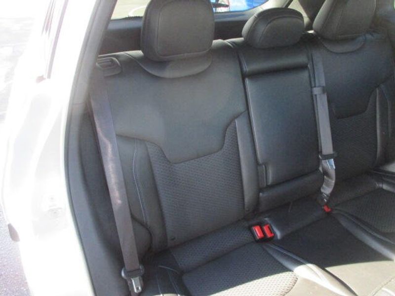 Used 2024 Jeep Compass LatitudeImage 27