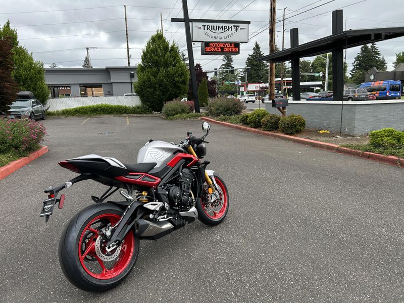 New 2026 Triumph STREET TRIPLE 765 RX 