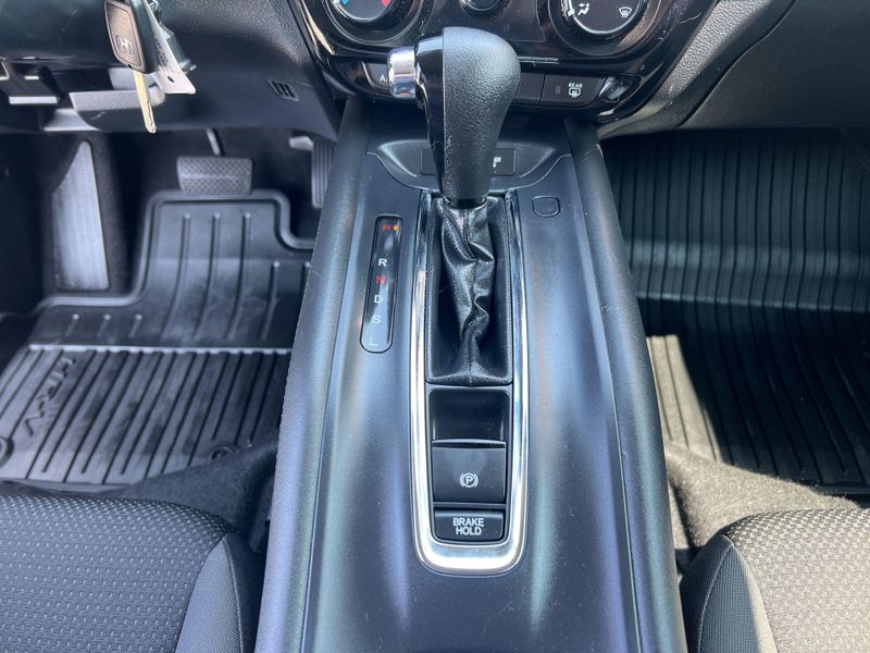 Used 2020 Honda HR-V LXImage 14
