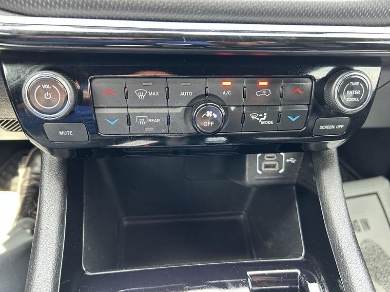 2023 Jeep Compass Trailhawk photo 21