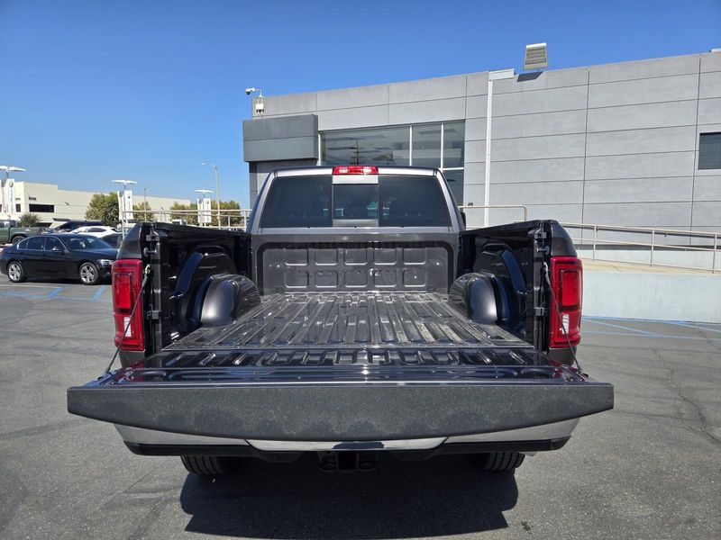 New 2025 RAM 2500 Big Horn Crew Cab 4x4 6'4' Box
