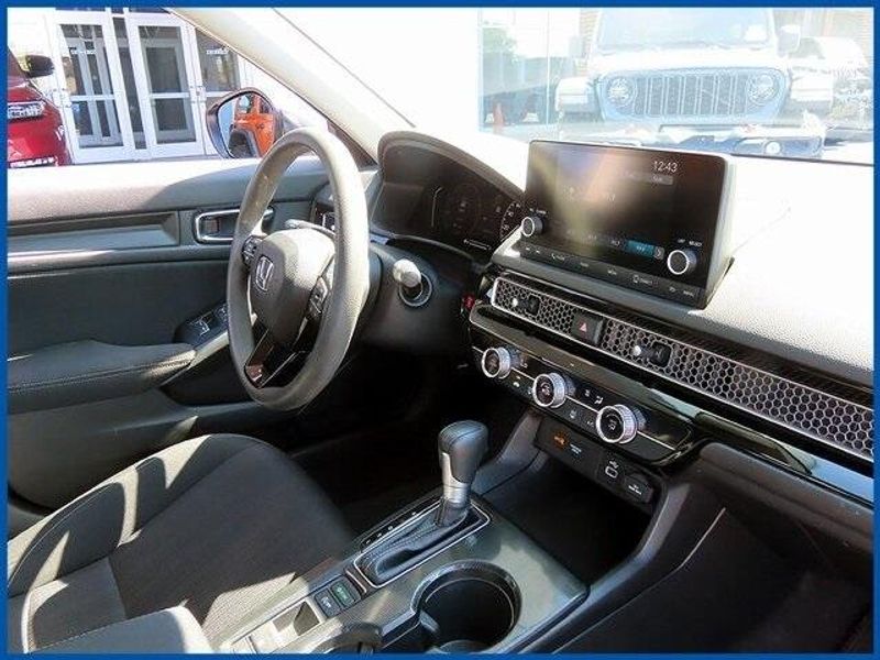 2024 Honda Civic LX photo 8
