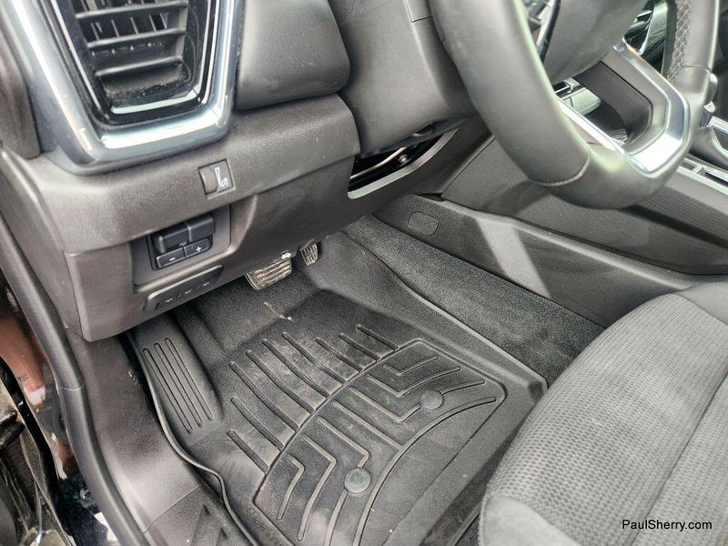 Used 2024 GMC Canyon Elevation