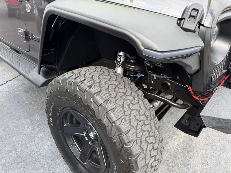 Used 2021 Jeep Wrangler Unlimited Sahara AltitudeImage 4