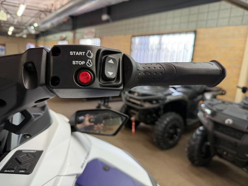 New 2025 Yamaha JETBLASTER LTD Image 16