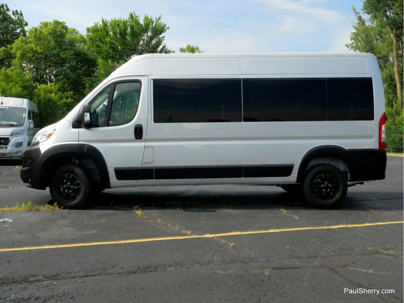 2024 RAM Promaster 2500 Slt+ Window Van High Roof 159