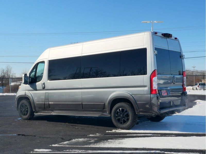 2024 RAM Promaster 2500 Slt+ Window Van High Roof 159