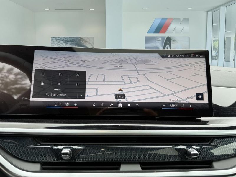 2026 BMW X7 xDrive40iImage 26