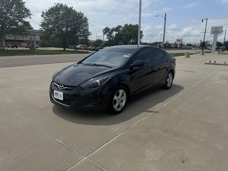 Used 2011 Hyundai Elantra GLS PZEVImage 4