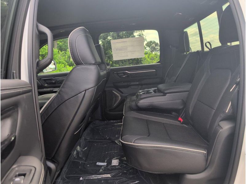 2025 RAM 1500 Limited Crew Cab 4x4 5