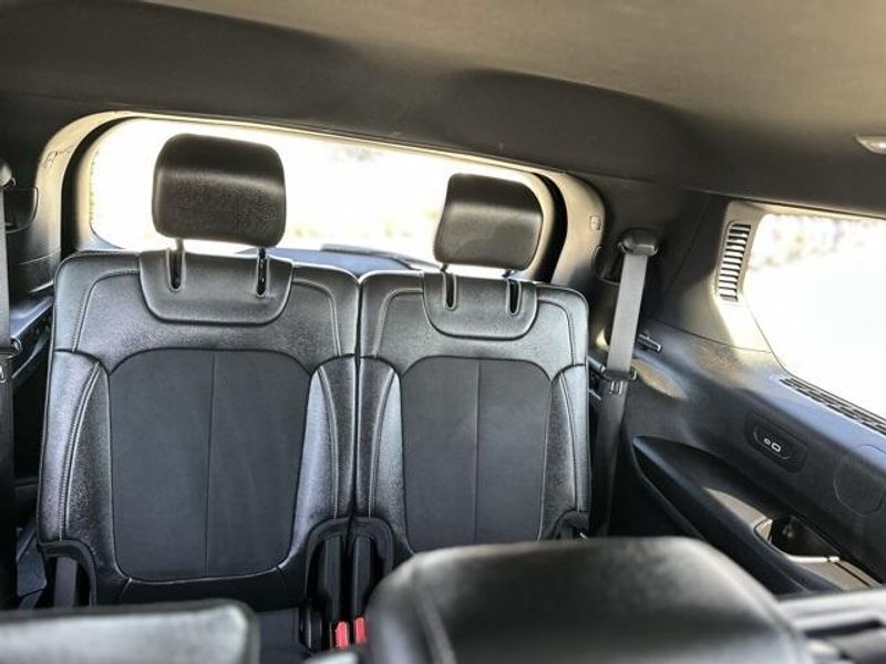 Used 2024 Jeep Grand Cherokee L AltitudeImage 12