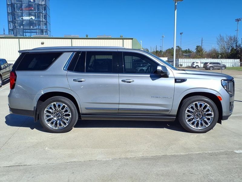 Used 2023 GMC Yukon Denali UltimateImage 8